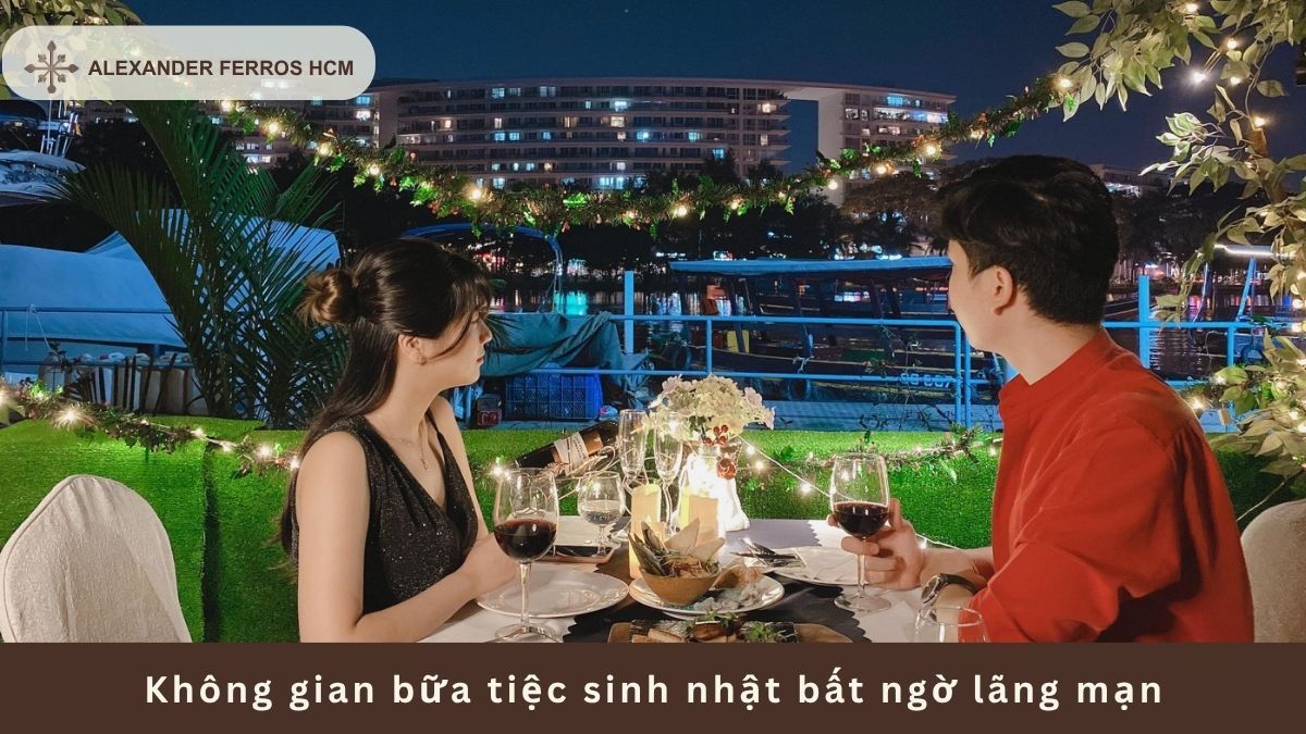 Không gian bữa tiệc sinh nhật bất ngờ lãng mạn