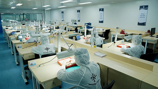 Chính sách và quy định